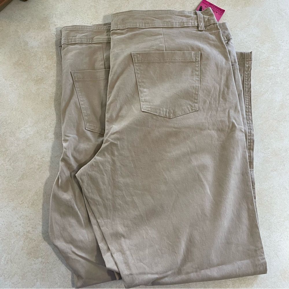 Lot of 2 Lees classic fit Khaki tan chino pants women’s size 18W New with tags
